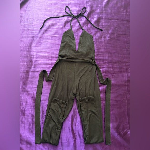 Fashion Nova Black Low Cut Halter Neck Jumpsuit NWOT - Picture 1 of 5